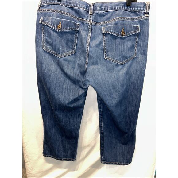 Old Navy The Flirt Capri Jeans Womens 16 Mid Rise Beach Summer - Picture 8 of 10